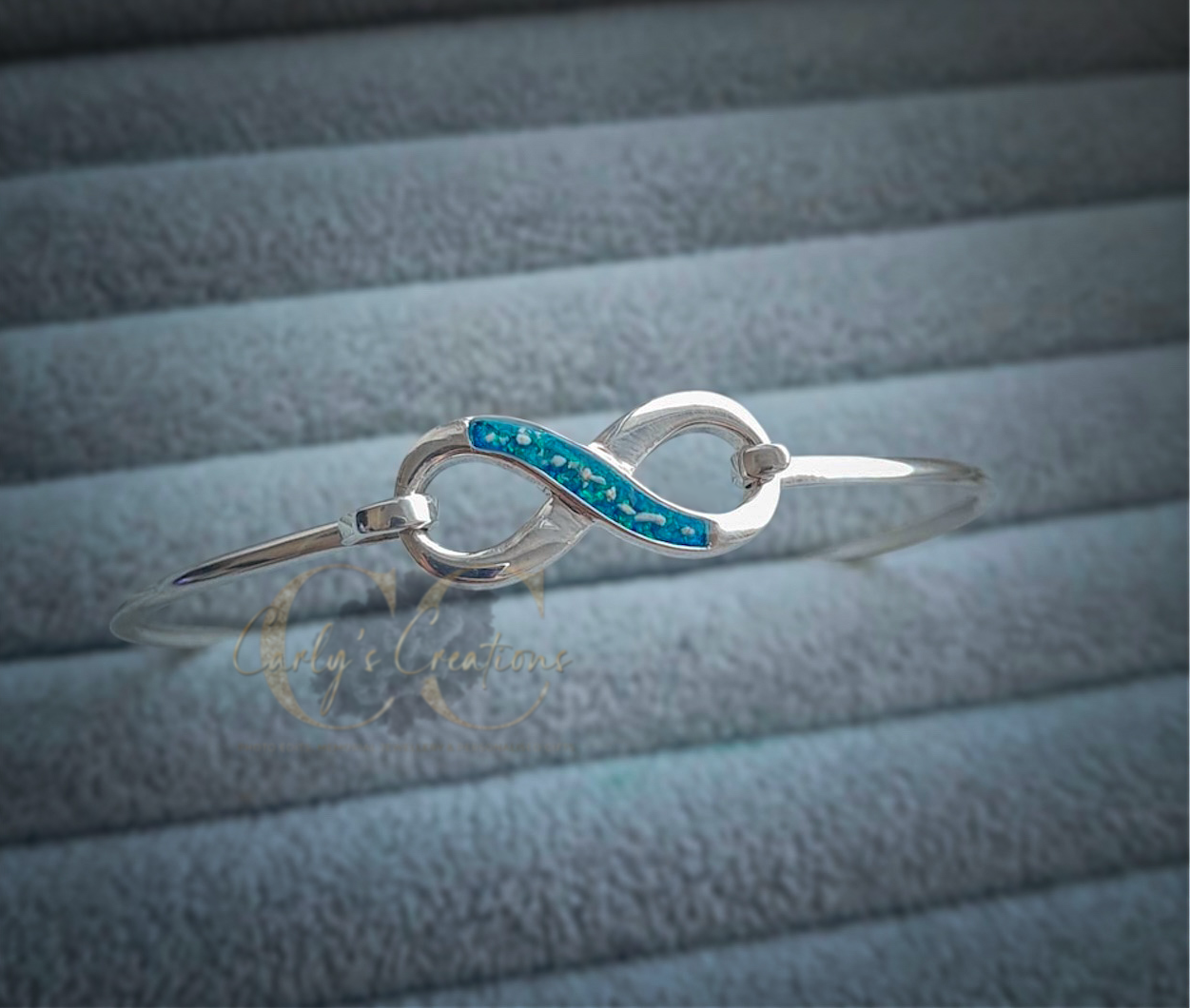 Infinity bangle