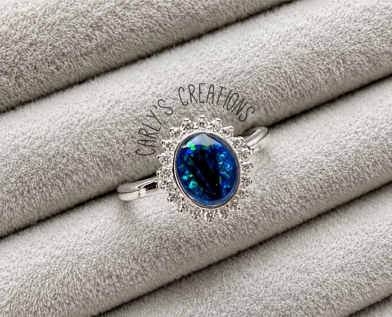 Halo CZ memorial ring