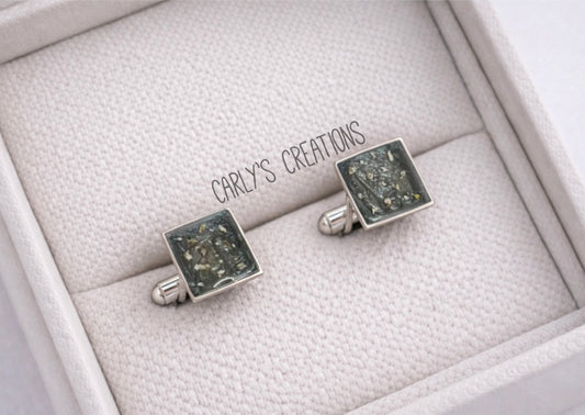 Square cufflinks