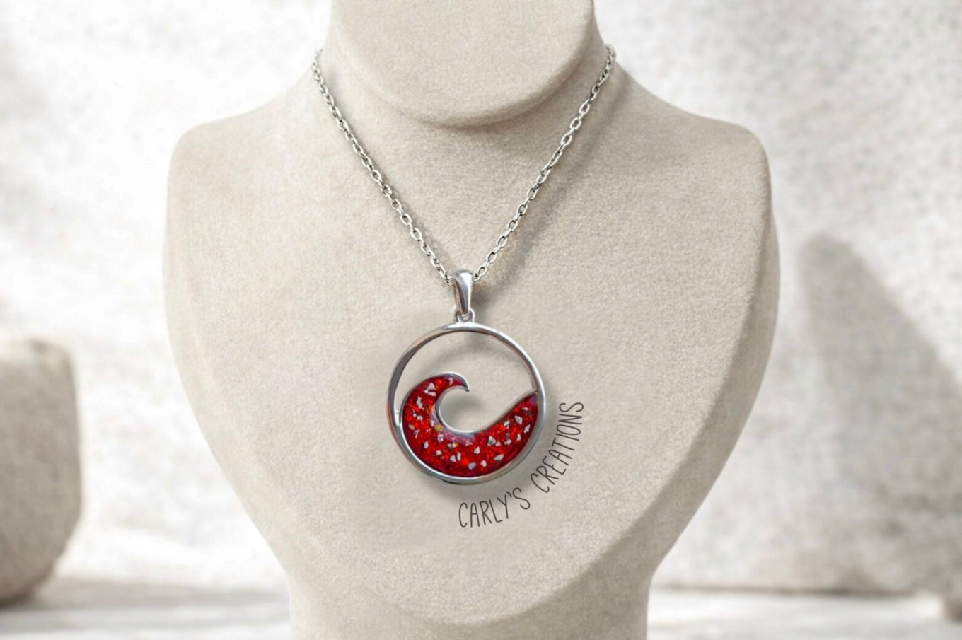 Wave pendant necklace