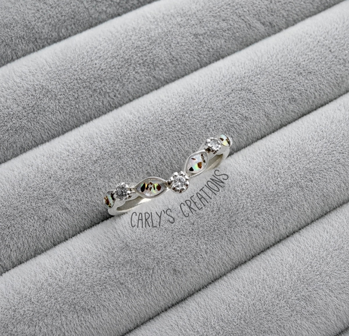Half wishbone marquise ring