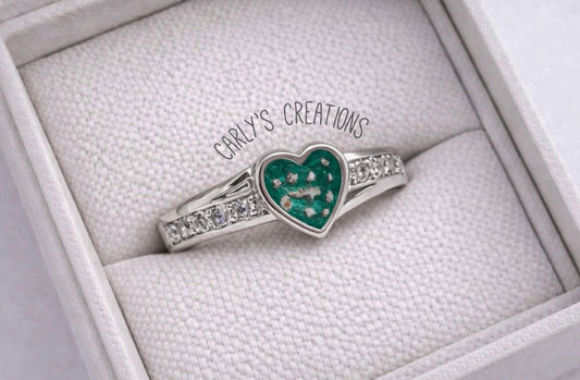 Heart accent memorial ring