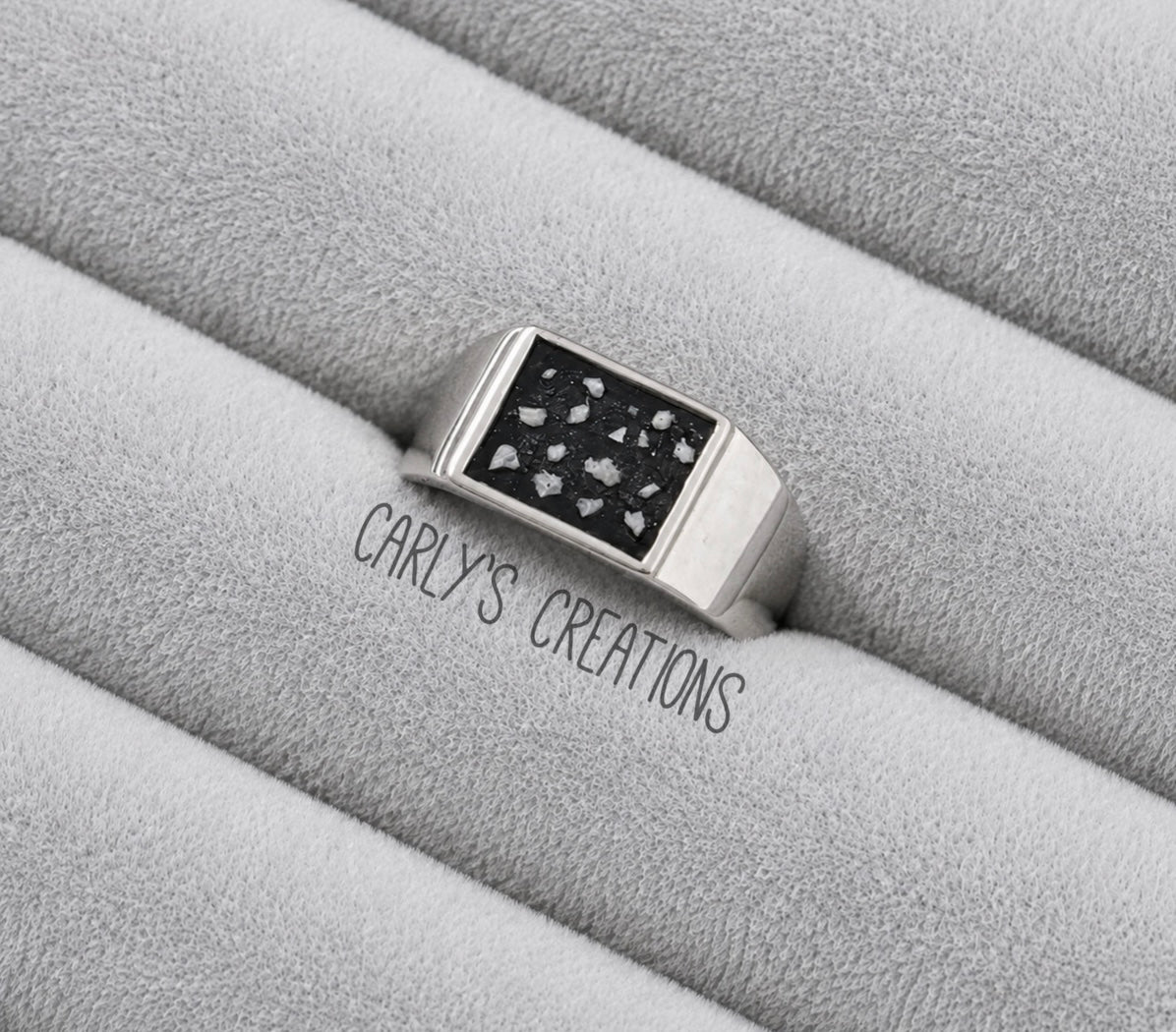 Men’s Rectangular Signet Ring