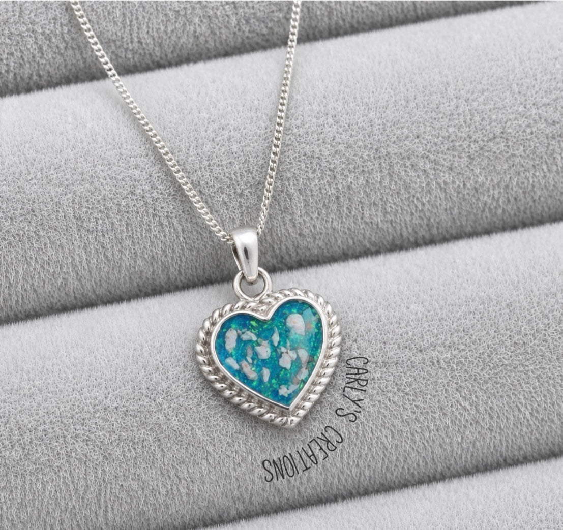 Rope heart necklace