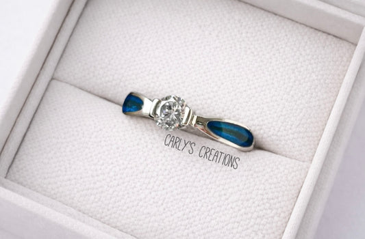 Solitaire memorial ring