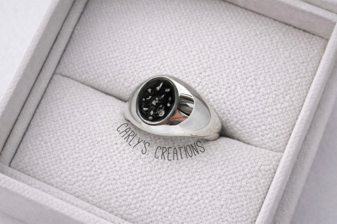 Gents Oval Signet memorial  Ring